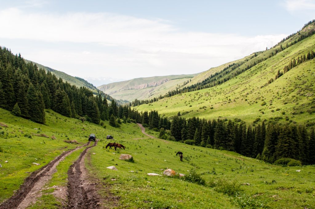 Trekking Landschaft Kirgistan von Pixabay